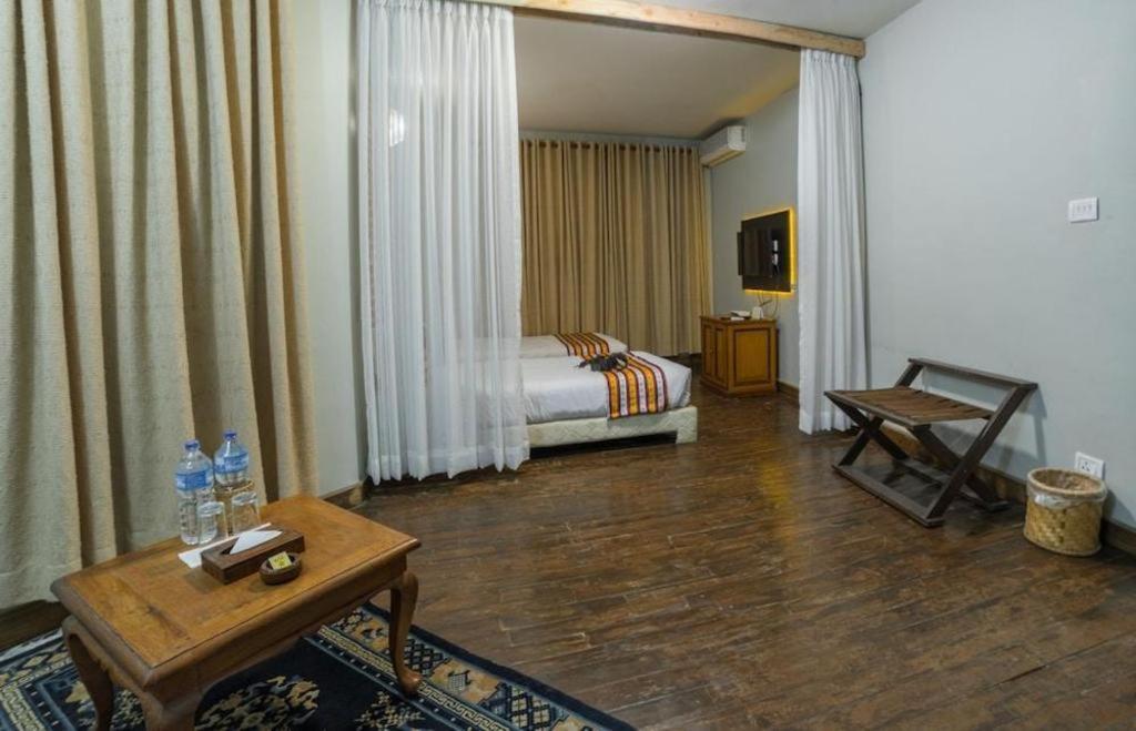 Grand Norling Hotel'S Resort Catmandu Exterior foto